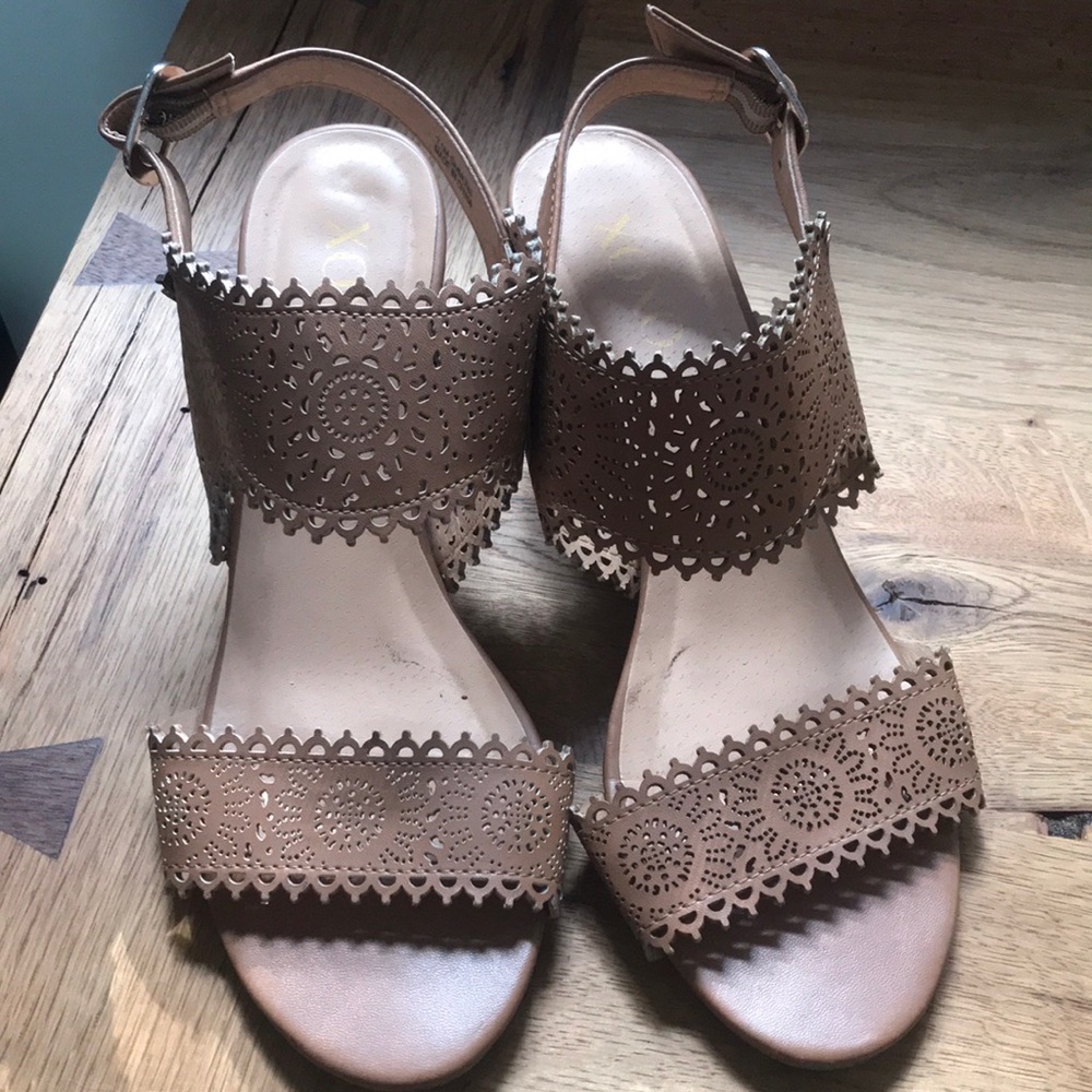 Xoxo Wedge Sandals